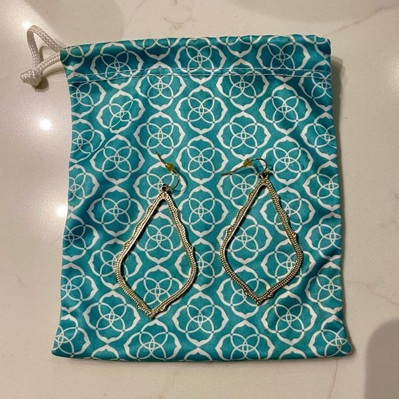 Kendra Scott Sophee Drop Earrings - Gold - Picture 1 of 4
